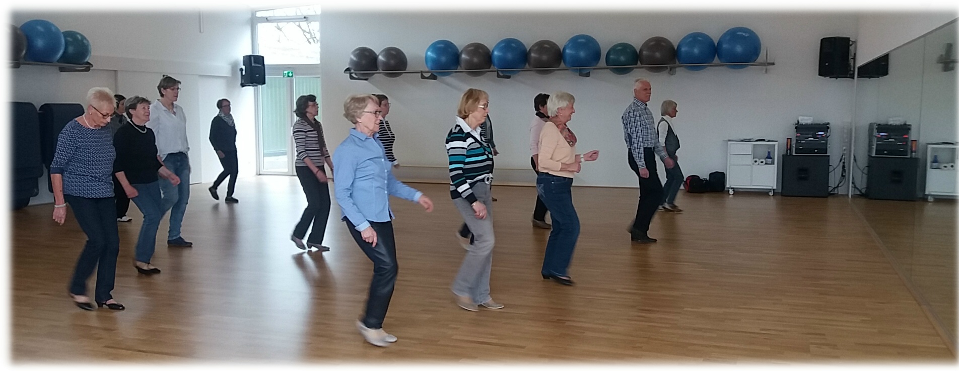 0043Tanzen07042017kl