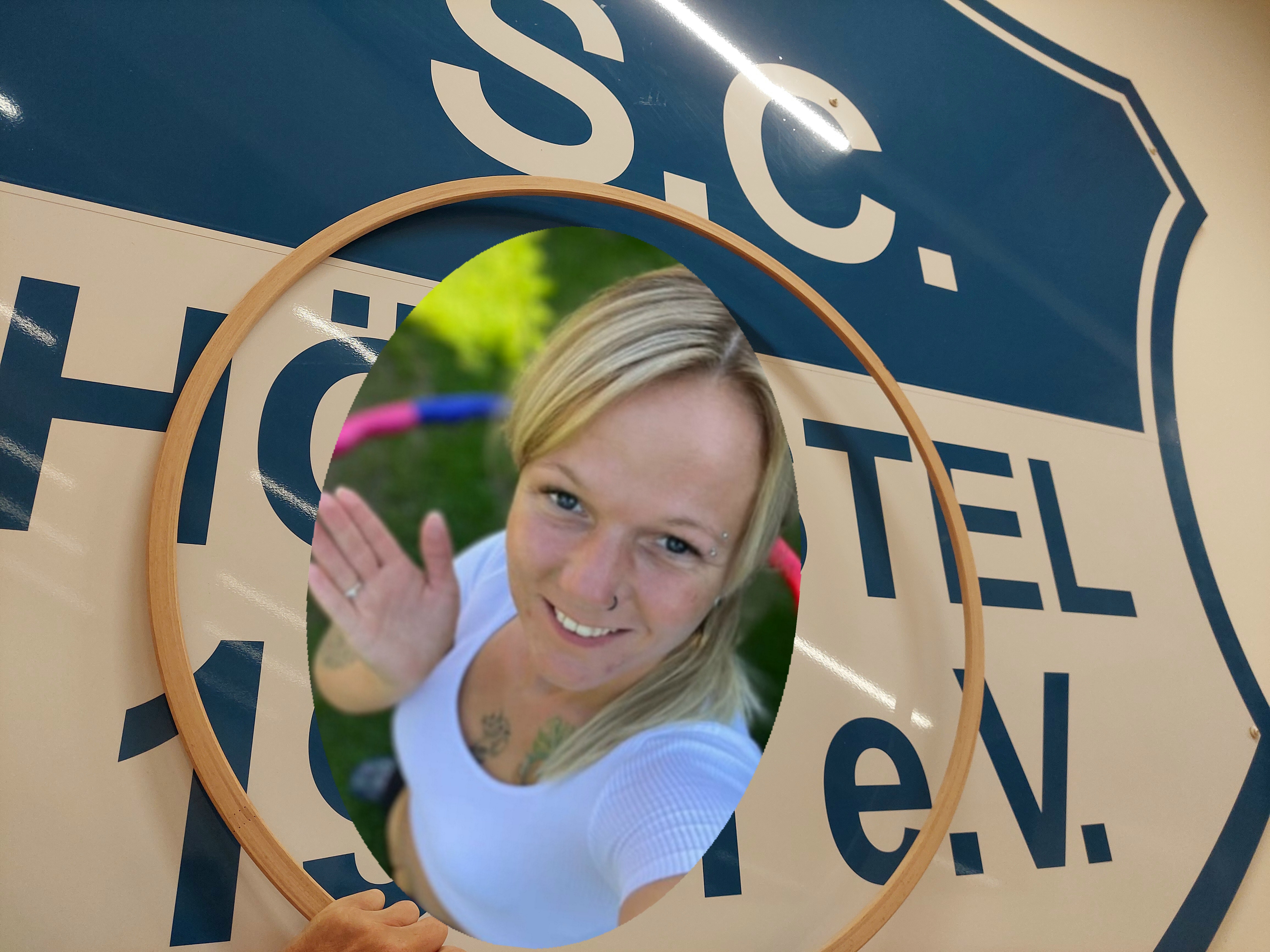 0234HulaHop18112023kl