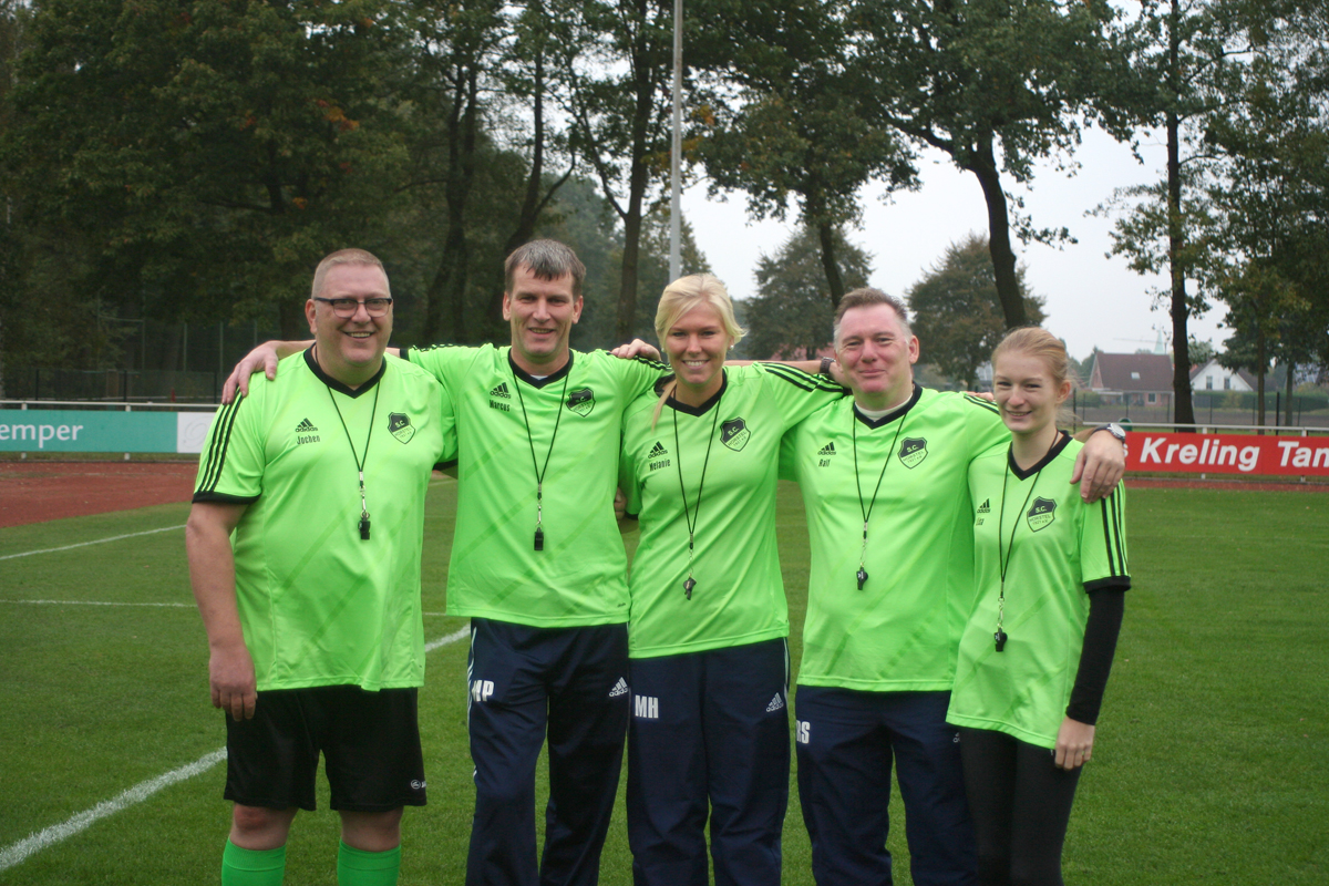 DFB-Mobil an der Harkenberghalle