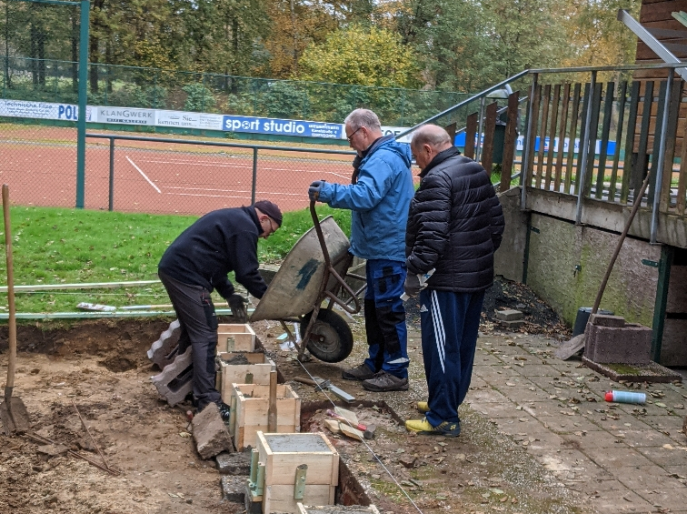 Tennis Arbeitseinsatz 2022 02