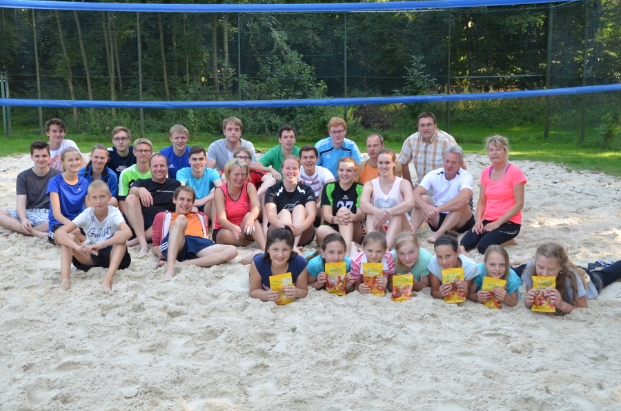 Die Teilnehmer des Grillzangenturniers 2015