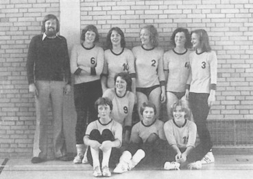 1. Damen von Stella Bevergern 